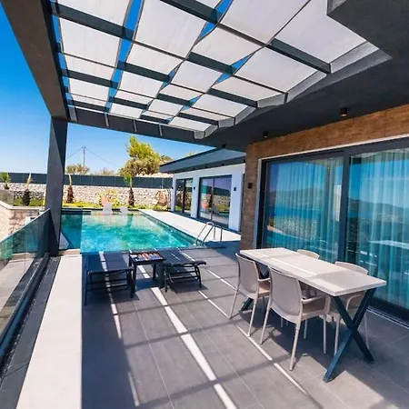 Modern Luxury Seaview 2br Вилла *