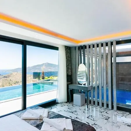 Modern Luxury Seaview 2br Villa Kas